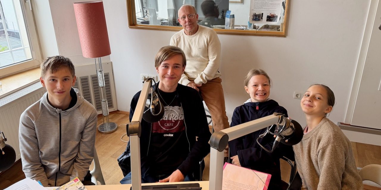 Studiossa Eurooppa-koululaisia 19.11.2025